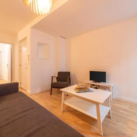 Coeur Urbain - Centre Historique T2 Proche Gare Apartment *